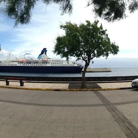 Jac-lovely New In Faial Island