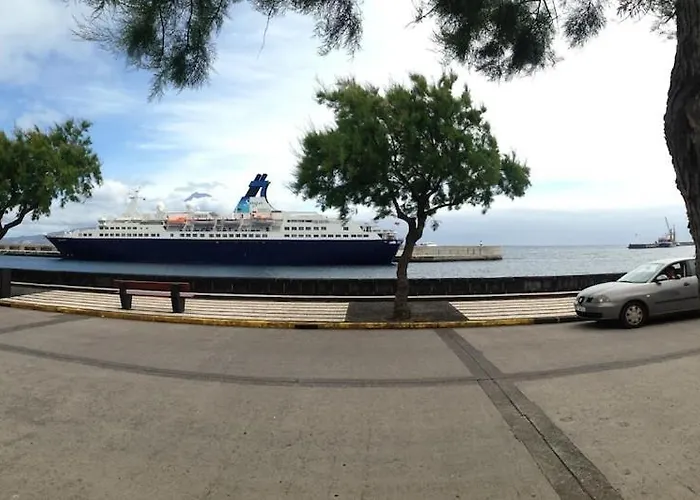 Jac-lovely New In Faial Island